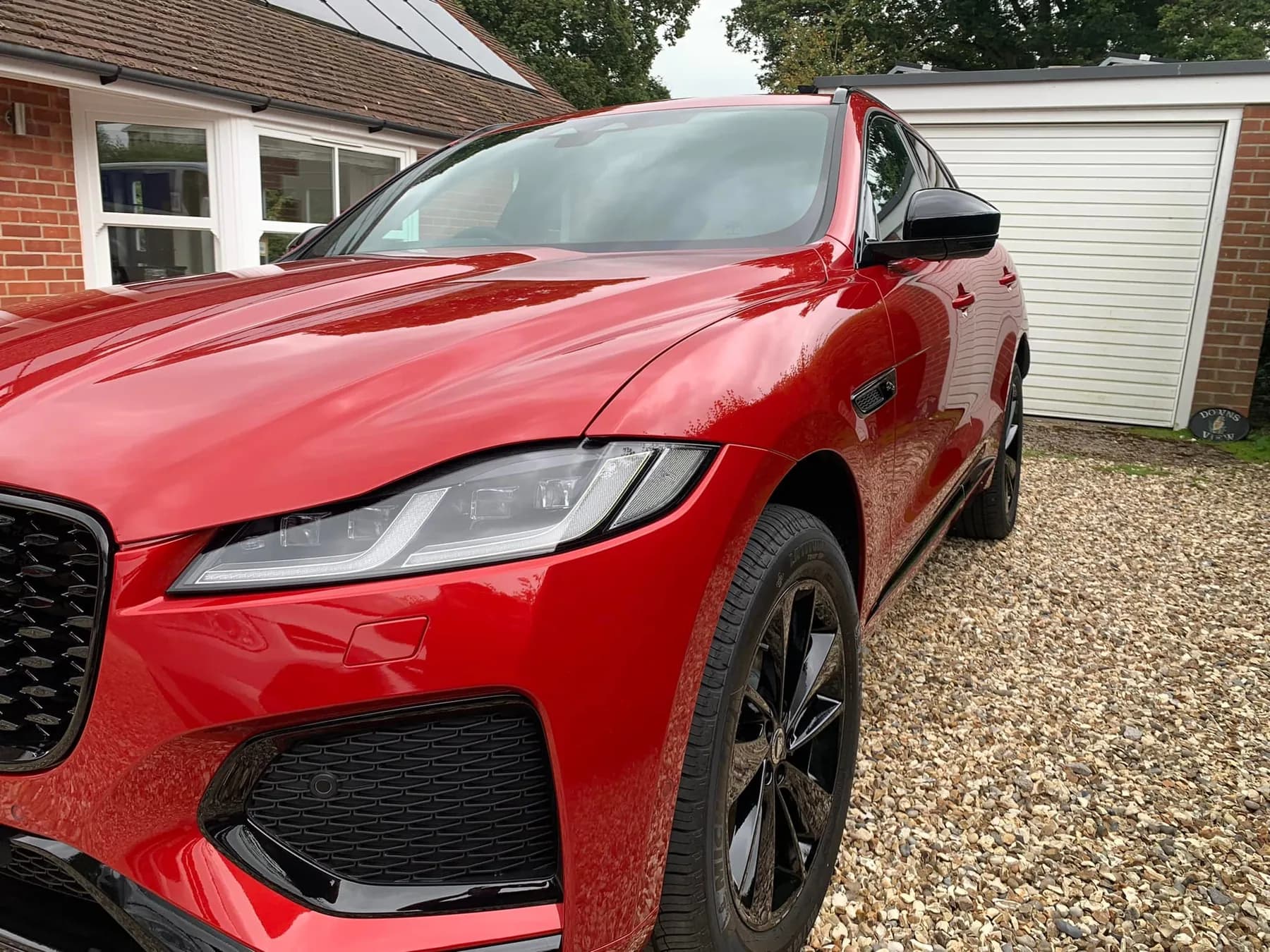 Vehicle photograph 13
