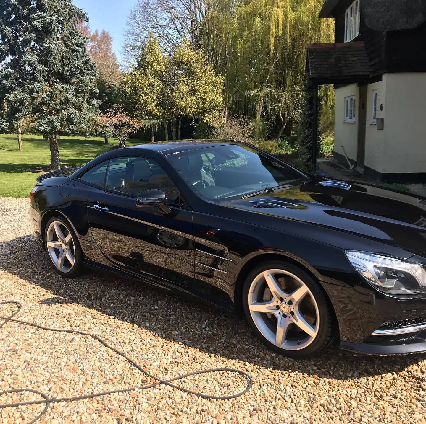 Vehicle photograph 23